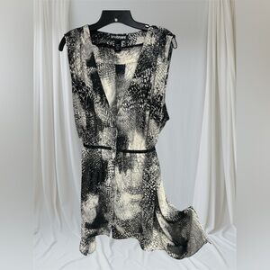 Lane Bryant Monochrome Snakeskin Print Top